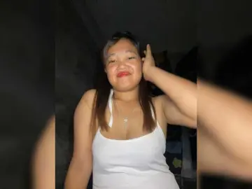 rose123bのBongacamsでライブセックス映像