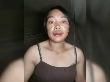 trieungan89のBongacamsで高画質ウェブカメラ
