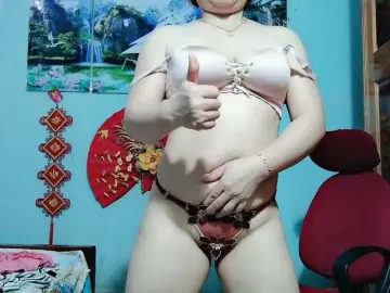 Linhanhsex2kのBongacamsで人気のアダルト配信