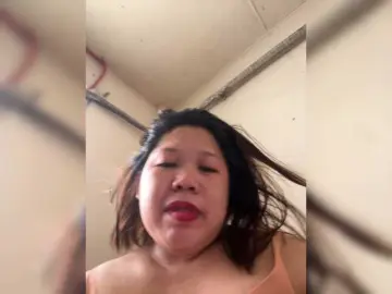 ChubbyBabe31のBongacamsで無料ライブポルノ