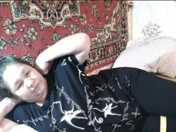 2Milf45のBongacamsで今すぐ視聴可能なセックスカム