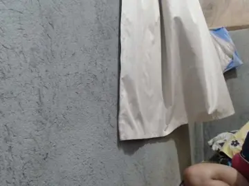 kate302のBongacamsで今すぐ視聴可能なセックスカム