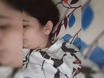Khadija3のBongacamsでセックスチャット