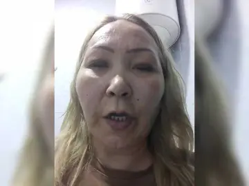 QweentisのBongacamsでライブセックス映像