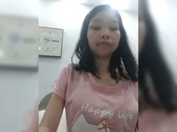 Selinababy99のBongacamsでセックスカメラ