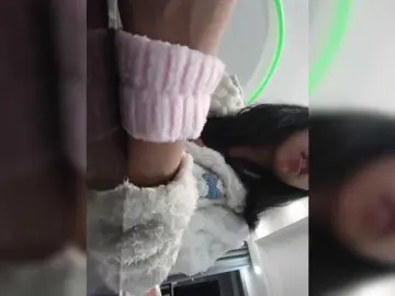 Selinababy99のBongacamsで高画質ウェブカメラ