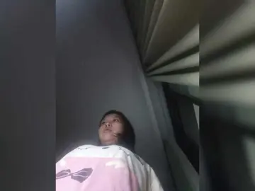 Selinababy99のBongacamsでセックスチャット