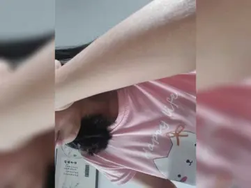 Selinababy99のBongacamsでプライベートチャット