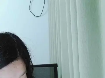 Selinababy99のBongacamsでプライベートチャット