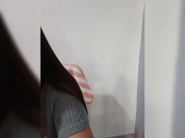 candiceloveeのBongacamsで人気のアダルト配信