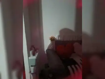 candiceloveeのBongacamsでセックスカメラ
