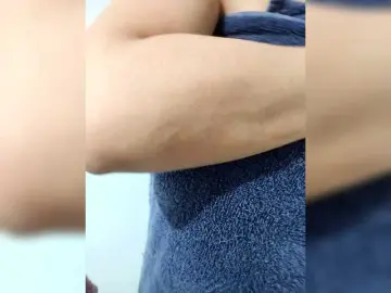 candiceloveeのBongacamsで高画質ウェブカメラ