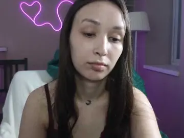 dlllviのBongacamsでセックスチャット