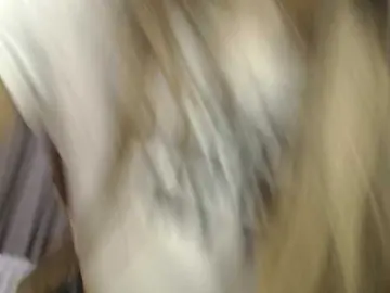 lilypeachxxのBongacamsで無料ポルノカメラ