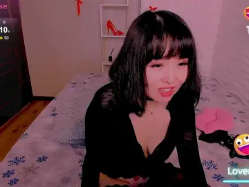 LianaYunのBongacamsで高画質ウェブカメラ
