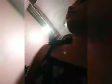 XXhornywetprincess99XXのBongacamsでアダルトカメラ配信