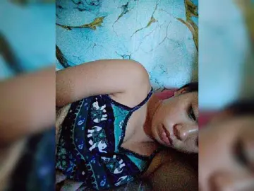 XXhornywetprincess99XXのBongacamsでヌードカメラ