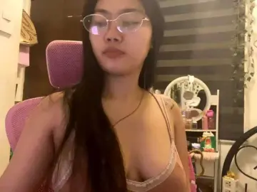 LesliDineのBongacamsでプライベートチャット
