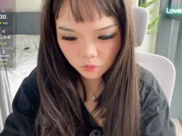 foxsusuのBongacamsでセックスカメラ