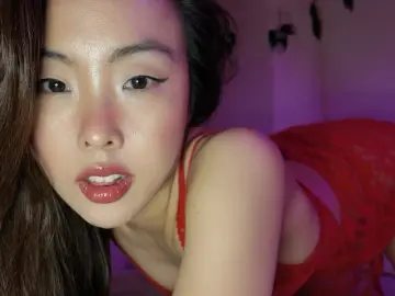 AlinaBeryのLivejasminでライブチャット