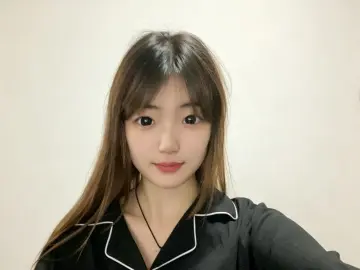 ClaraHuiのLivejasminでライブポルノ配信