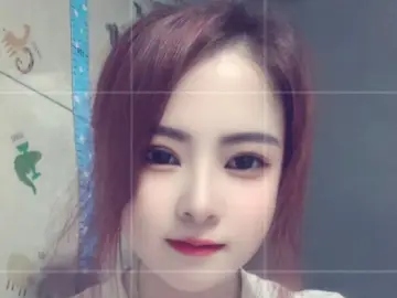 YiQiaoのLivejasminでライブポルノ配信