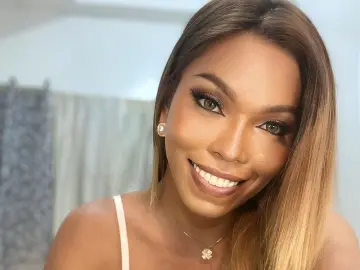 AliyahFarrahのLivejasminでプライベートチャット