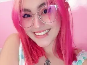 Salome_pet01のMyfreecamsでライブポルノ配信