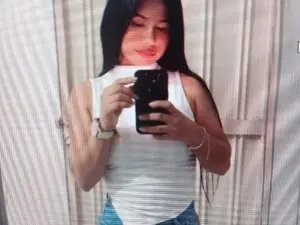 Nicolle26のMyfreecamsで高画質ウェブカメラ