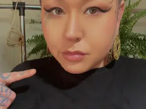EvasiameのMyfreecamsで高画質ウェブカメラ