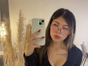 Riley_sierraのMyfreecamsで今すぐ視聴可能なセックスカム