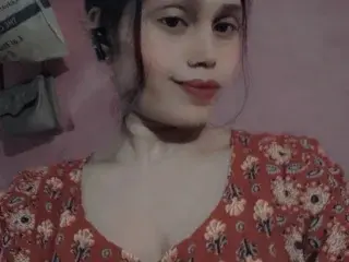 AaylaSecurのStreamateで今すぐ視聴可能なセックスカム
