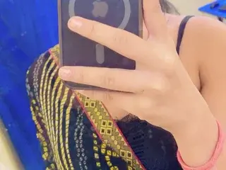AnnuDarlingIndのStreamateでセックスカメラ