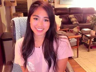 BrattyMikuのStreamateでセックスカメラ