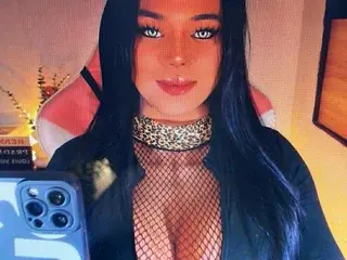 WETnWILDselfsuckのStreamateで今すぐ視聴可能なセックスカム