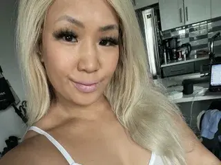 SIAonCameraのStreamateで今すぐ視聴可能なセックスカム