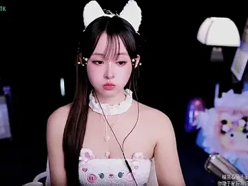 coward_byのStripchatで最高のライブ配信
