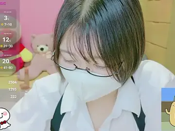 _usya_2525のStripchatでヌードカメラ