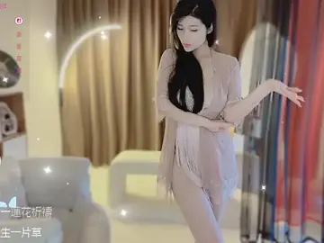 Vaidurya-YoloのStripchatでヌードカメラ