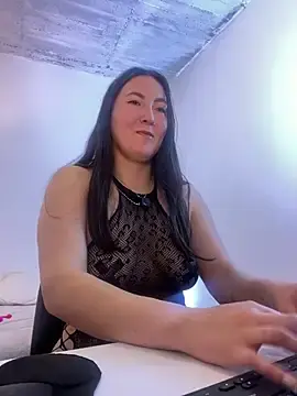 Elle_Lee_のStripchatで最高のライブ配信