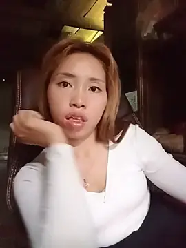 Lanlove_のStripchatでヌードカメラ