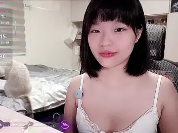 87wawaのStripchatでライブポルノ配信