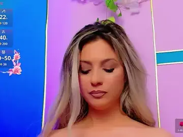AriannaSinsのStripchatでライブセックス映像