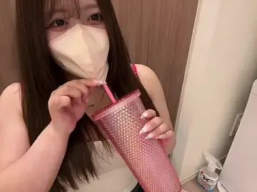 Atashi_HcupのStripchatでライブセックス映像
