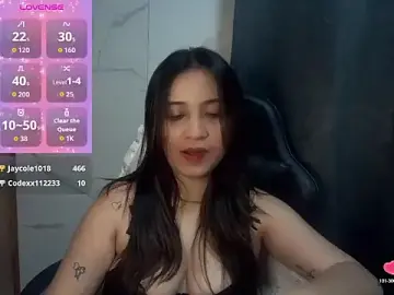 _Bellatrixy_のStripchatでライブセックス映像