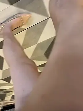 yinyin326のStripchatでプライベートチャット