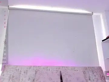 artmiaaのStripchatでライブチャット