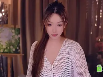 zhdhdbdkxのStripchatでセックスカメラ
