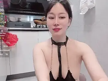 Vivian-6のStripchatで人気のアダルト配信