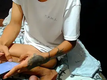 AwesomeMistress_BigcockのStripchatでセックスカメラ